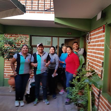 Hostel Buen Descanso 수크레 외부 사진