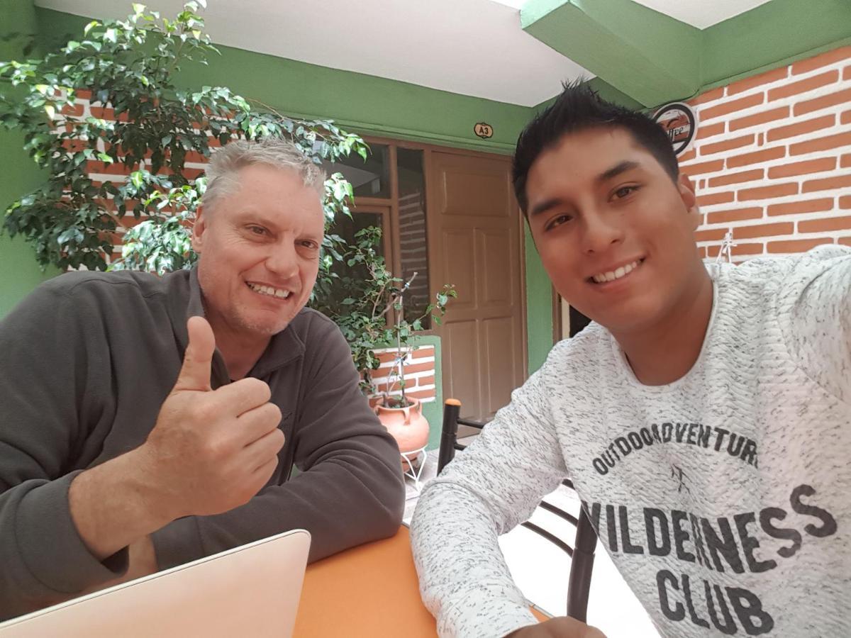 Hostel Buen Descanso 수크레 외부 사진